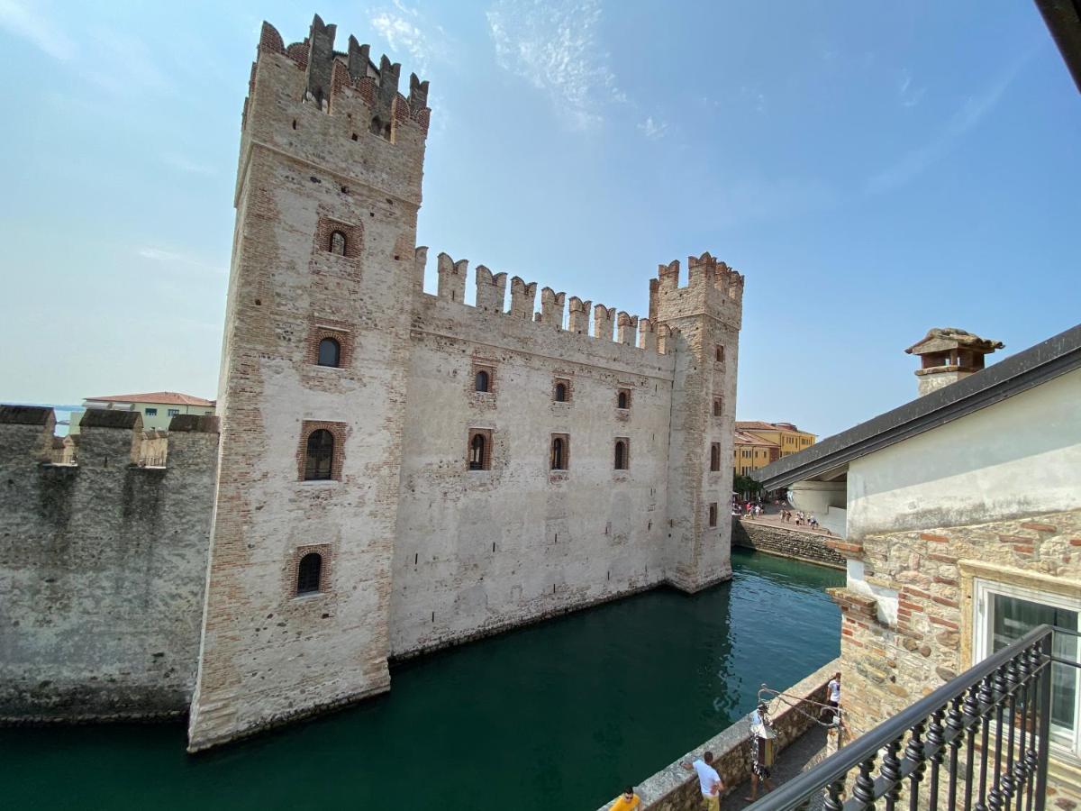 Castello Mavino Lejlighed Sirmione Eksteriør billede