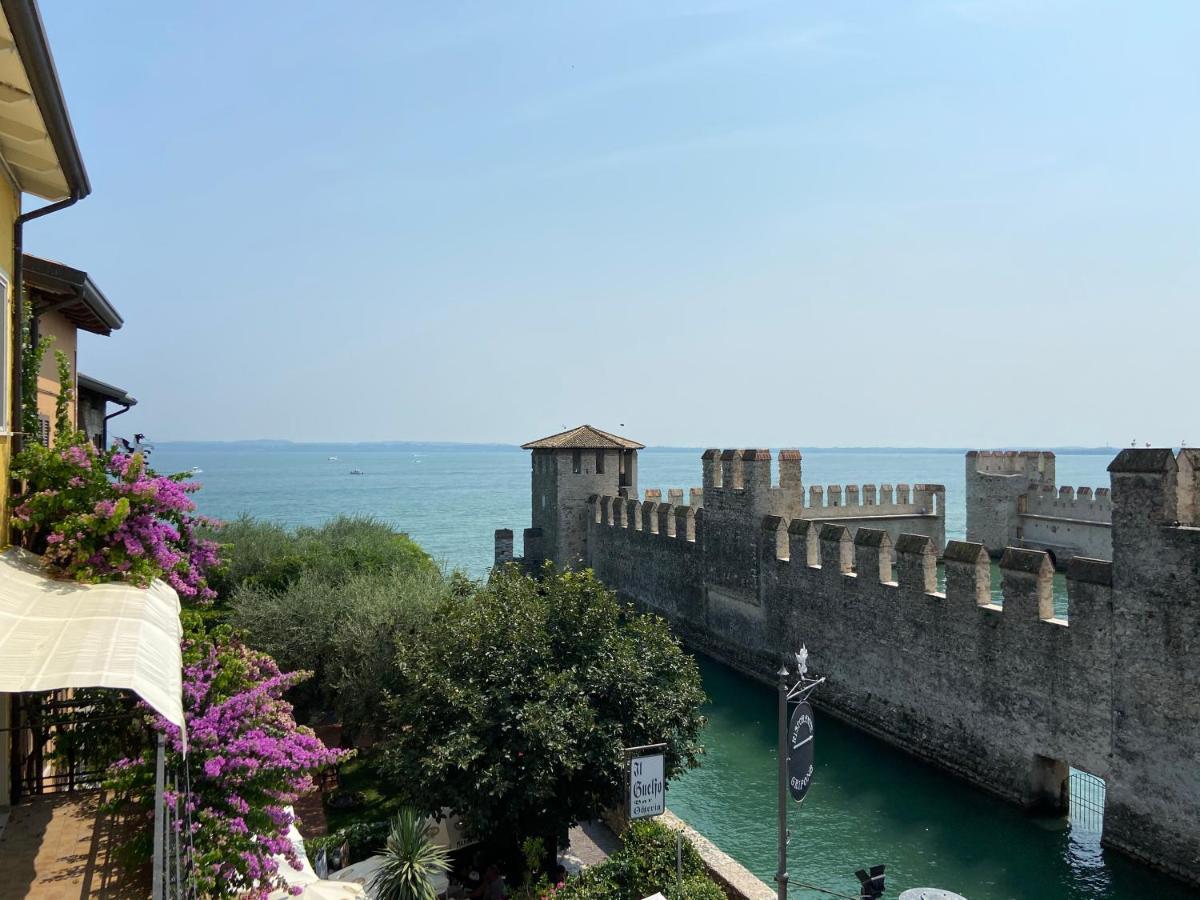 Castello Mavino Lejlighed Sirmione Eksteriør billede