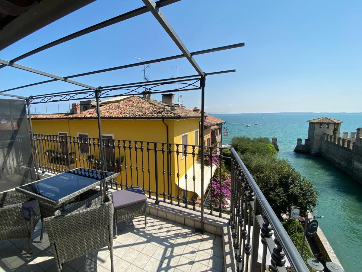 Castello Mavino Lejlighed Sirmione Eksteriør billede